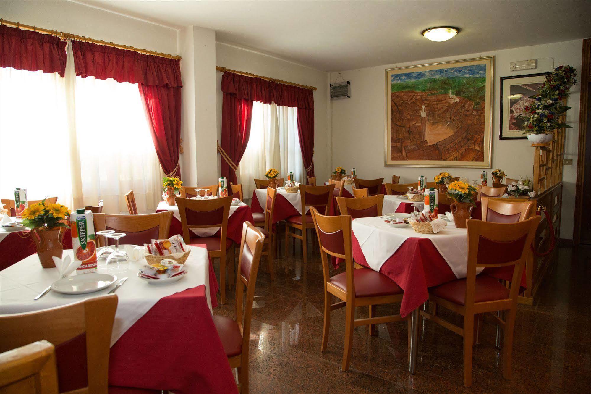 Hotel Del Lago Cavriglia Zewnętrze zdjęcie